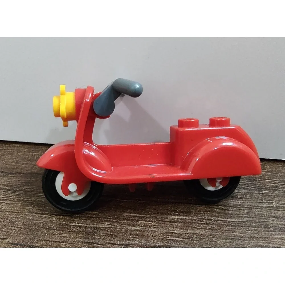 LEGO Red Scooter Motorcycle Vespa Moped w/ Gray Handlebars City Town Vehicle
